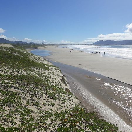 Apt 2Qts Na Praia Da Pinheira 20 Min Da Guarda Do Embau Пальоса Экстерьер фото